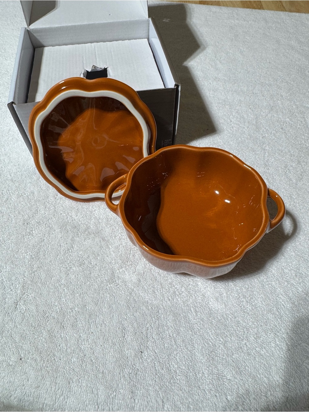 Staub Pumpkin Cocotte in Deep Orange with Bronze Stem - Picture 2 of 5